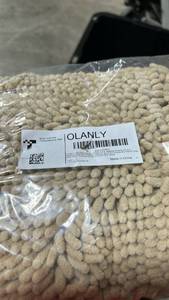 lot 63376 image: OLANLY Dog Door Mat Set 4 Piece 24x16 Beige Chenille Mud Mat - Retail $25