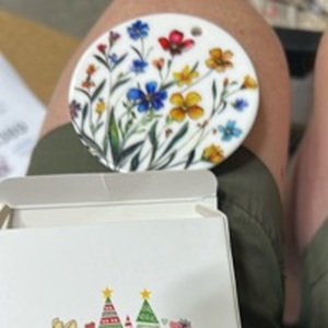 lot 63387 image: Wildflower Ceramic Round Ornament - Retail $8