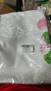 lot 63392 image: Decorative Printed Kitchen Towel with Floral and Vase Design - Retail $8