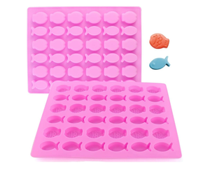 lot 11762 image: 1 Pack Mini Fish Shaped Mold Non-stick Chocolate 18-Cavity Food Grade Silicone Molds for Baking and Homemade Treats, Gelatin Gummies, Candy, Biscuits, Ice Cubes, Chocolate - Retail $0