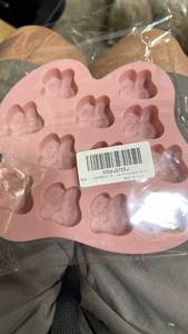 lot 23153 image: Pink Silicone  Chocolate Mold - Retail $7