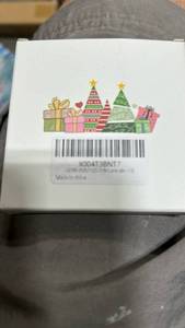 lot 23177 image: Christmas Holiday Gift Box Set - Lavender Scented - Retail $8