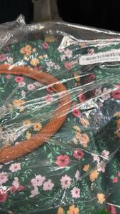 lot 23203 image: Floral Tote Bag with Brown Handles - Retail $18