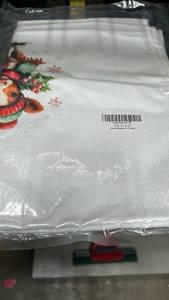 lot 23205 image: Christmas Holiday Kitchen Towels & Holly Design - Retail $8