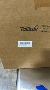 lot 32185 image: Talltalk 12 Pack Cheerleading Water Bottles Black and Gold - Retail $18