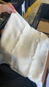 lot 33219 image: Cream Woven Textured Throw Pillow Cover - Retail $10