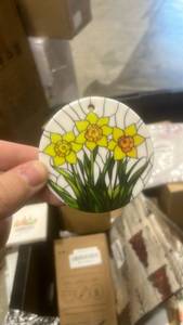 lot 22150 image: Daffodil Stained Glass Style Round Ceramic Ornament