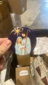 lot 22151 image: Nativity Scene Round Christmas Ornament