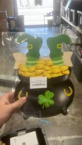 lot 22202 image: St. Patricks Day Pot of Gold Tiered Tray Decor