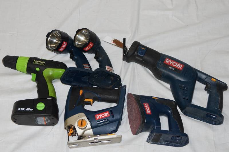 lot 358 image: Cordless Tools-  Drills- Lights- Saws- Etc