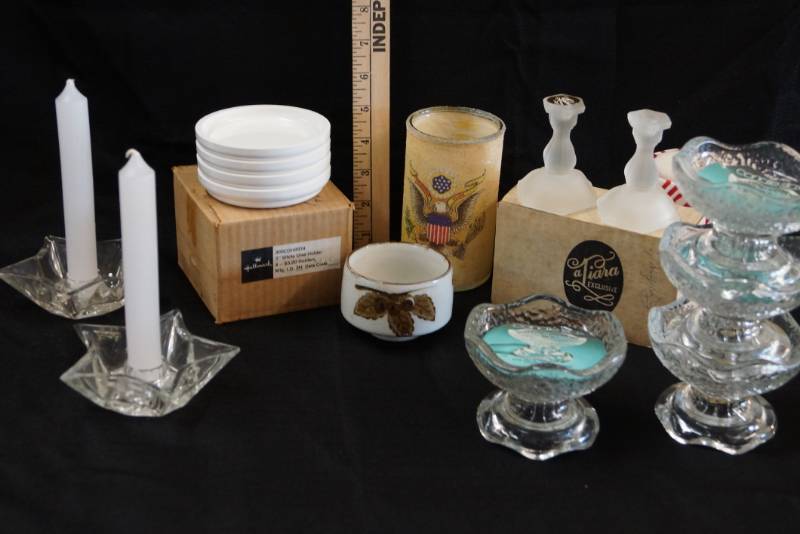 lot 313 image: Vintage Collectible Candle Holders