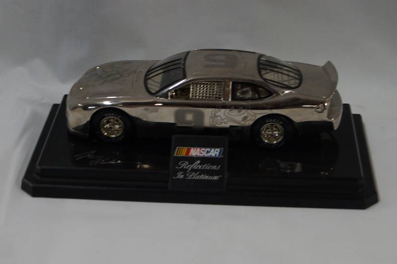 lot 321 image: Nascar Jerry Nadeau #9  Reflections in Platinum 124 Scale Car