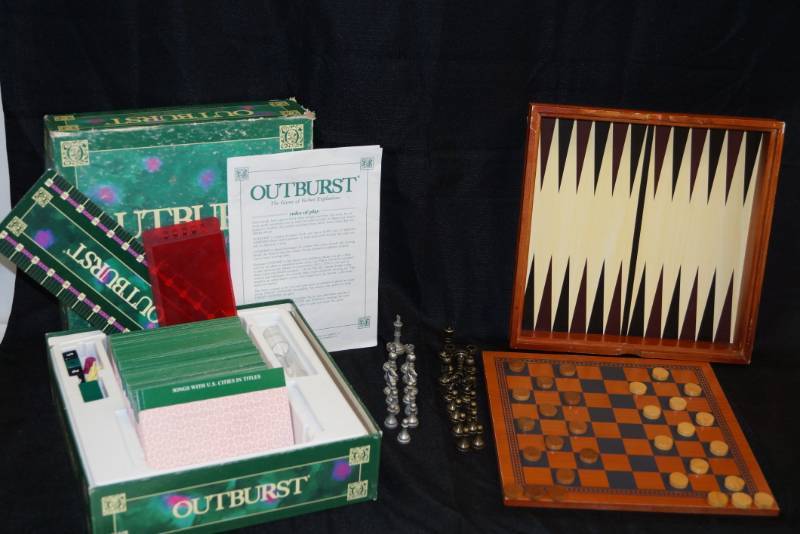 lot 325 image: 2 Games  OutBurst & Checkers  Family Fun