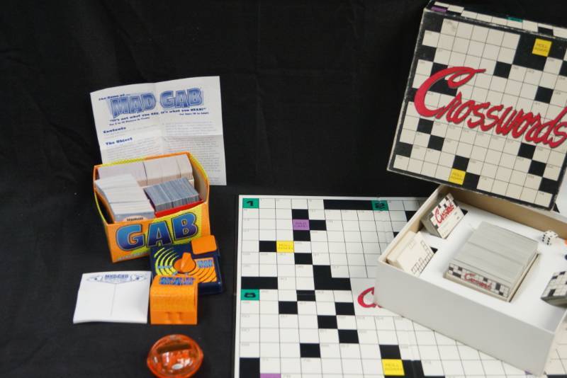 lot 326 image: 3 Games  Crosswords, Mad Gab & 20 Questions Digital Game