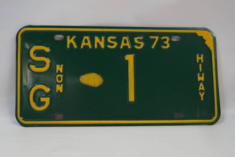 lot 364 image: #1  Kansas 73 Licence Plate