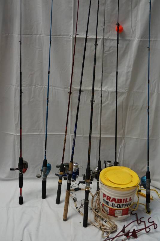 lot 412 image: Lot of 8 Fishing Rod & Reels  Bonus