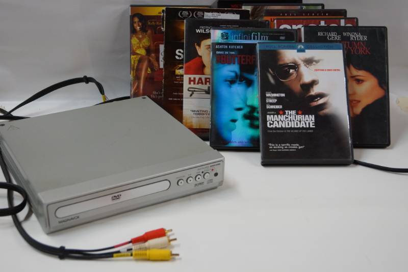 lot 433 image: DVD Player & 10 DVDs
