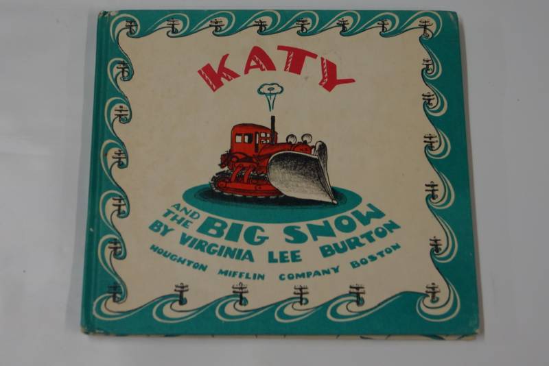 lot 440 image: RARE 1943 Katy and the Big Snow by Virginia Lee Burton  1st Edition  1st Print