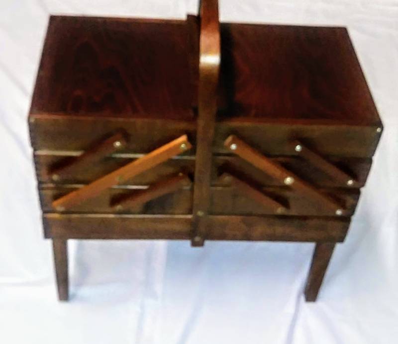 lot 460 image: Vintage Sewing Box- Foldable- Over 5 Ft When Opened- WOW
