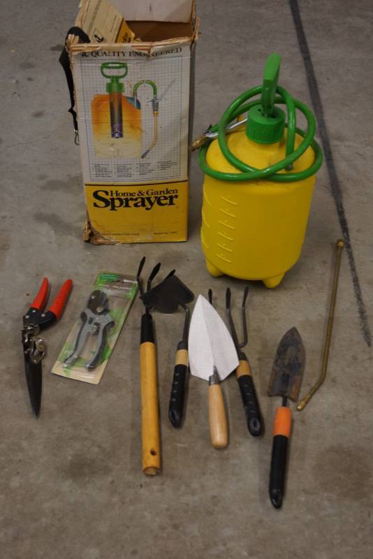 lot 490 image: Gardening Tool Lot- Sprayer Too