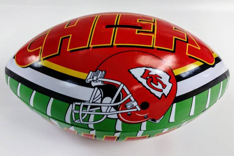 lot 653 image: Cool Metal Chiefs Bank Very RARE