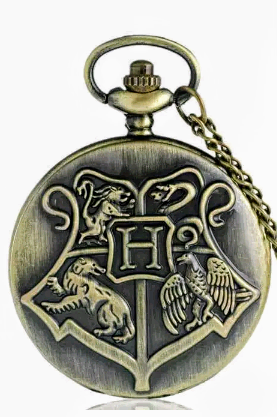 lot 636 image: New - Antique Looking - Harry Potter Hogwarts Pocket Watch with 32 Chain