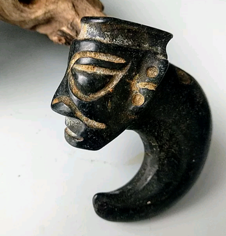 lot 647 image: Ancient Chinese Hongshan Culture, Old Jade Carved, Amulet Figure