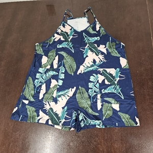 lot 1243 image: STOLKISS Womens Summer Casual Sleeveless Strap Romper Loose Adjustable Stretchy Shorts Jumpsuits Beach Overalls with Pockets Blue Floral XXL