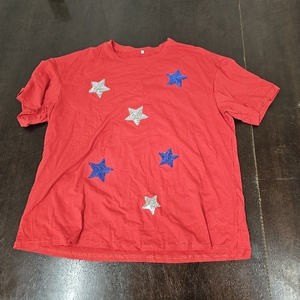 lot 1292 image: American Flag Stripe Shirt for Women 4th of July T Shirts USA Flag Tees Patriotic Sequin Stars Oversized Casual Tee Tops Red with Stars XL