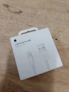 lot 14197 image: Apple Lightning to USB Cable