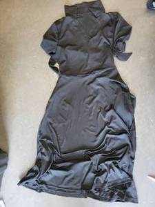lot 20005 image: Black Sleeved with Collar Form-Fitting Dress 1XL