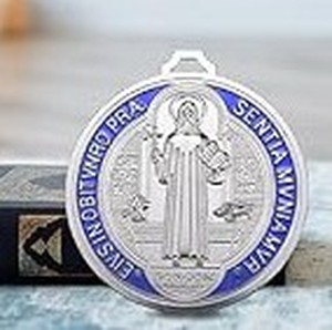 lot 14204 image: 2pcs Blue Decorative Medal