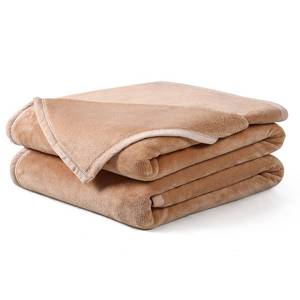 lot 1507 image: EASELAND Soft King Size Blanket All Season Warm Fuzzy Microplush Lightweight Thermal Fleece Blankets for Couch Bed Sofa,90x108 Inches,Camel