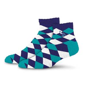 lot 4254 image: For Bare Feet NBA CHARLOTTE HORNETS Super Cozy Sleep Soft Sock Team Color OSFM