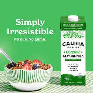 lot 19980 image: Califia Farms Organic Unsweetened Almondmilk 32 fl oz 6-Pack