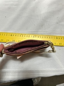 lot 25995 image: Pink Heart Wristlet