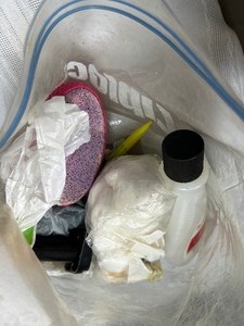 lot 26006 image: Nail Items and Basket