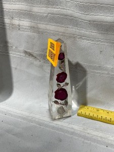 lot 26008 image: Rose Glass Rose Candle Holder