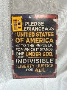 lot 26016 image: Pledge of Allegiance Sign