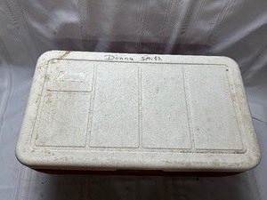 lot 26030 image: Classic Red Coleman Cooler