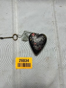 lot 26034 image: Love you more Locket w Key