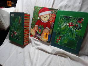 lot 26161 image: Christmas Gift Boxes