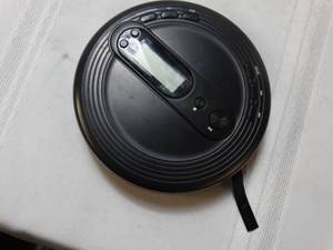 lot 26067 image: Portable CD Player