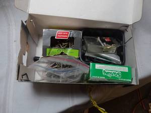 lot 26106 image: Lot of Misc. Garage Items