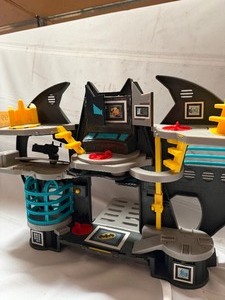 lot 25799 image: Fisher-Price Imaginext Batman Batcave Playset
