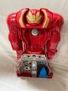 lot 25814 image: Marvel Legends Hullkbuster Build-A-Figure