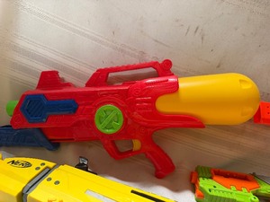lot 25851 image: Lot of Nerf Guns & Water Gun