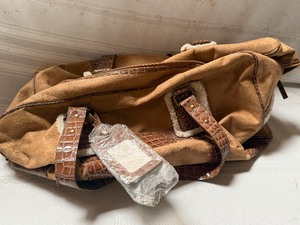 lot 25854 image: Old Vintage Brown Duffle Bag