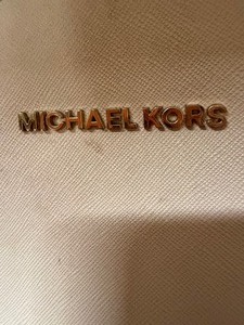 lot 25879 image: Beige Michael Kors Bag
