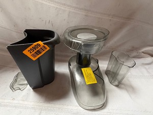 lot 25909 image: Chefs Mark Juice Extractor Parts
